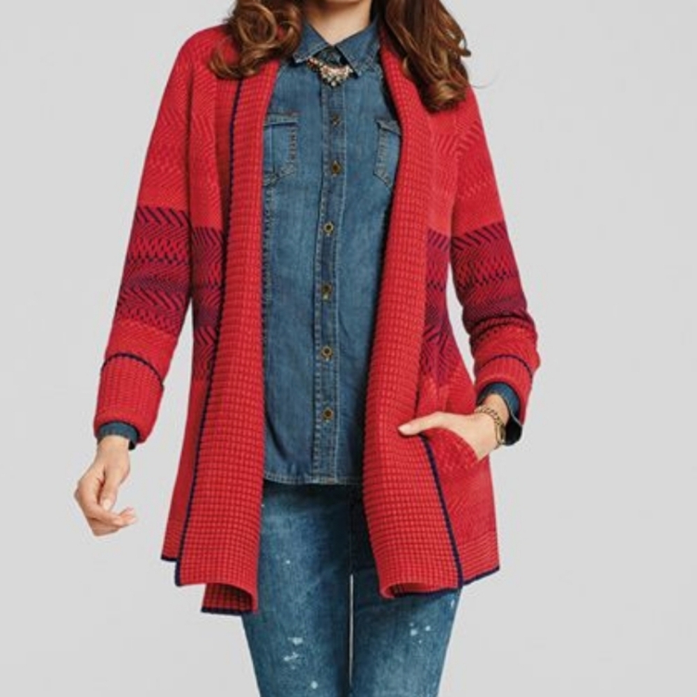 Cabi Women's Red and Navy Blue Sweater